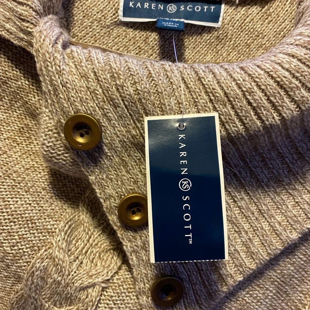 Karen Scott, woman’s poncho - Picture 3 of 3